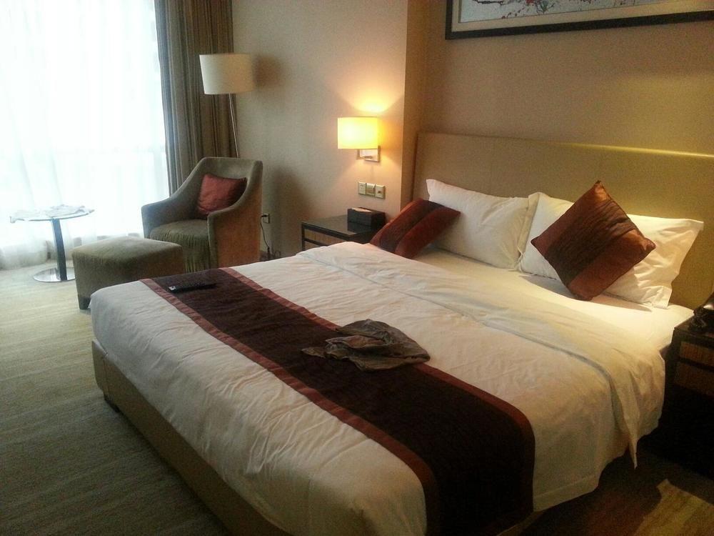 Kingdo Hotel Zhuhai Bagian luar foto