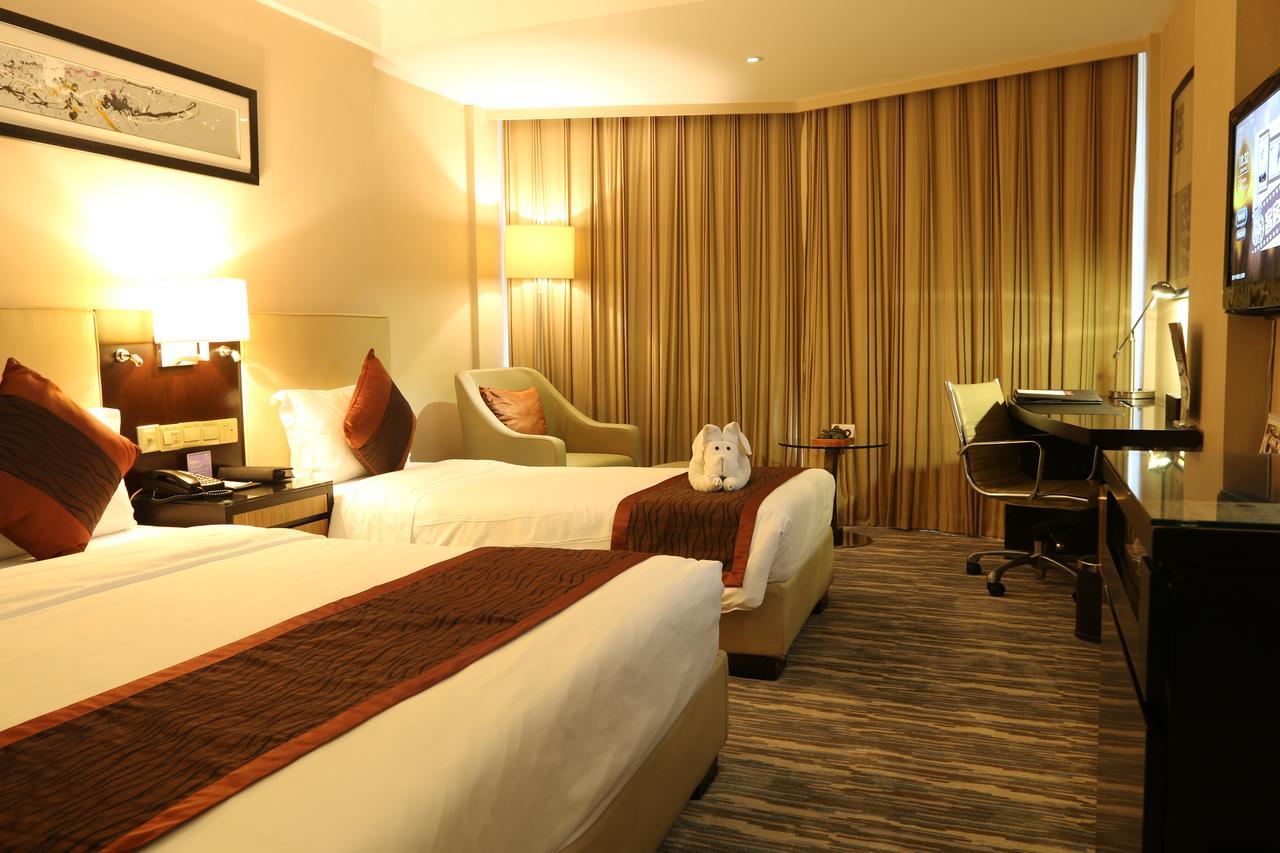 Kingdo Hotel Zhuhai Bagian luar foto